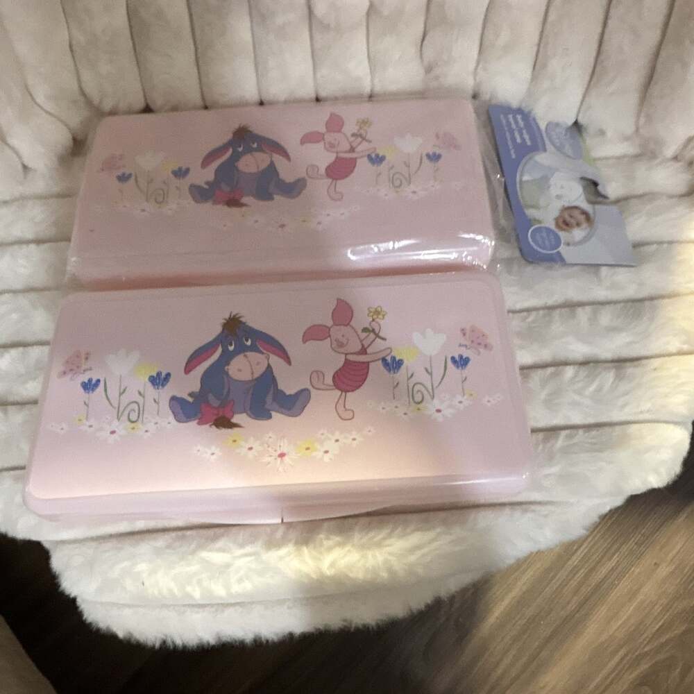 VTG Disney Baby Winnie the Pooh Travel Wipes Case Pink Lot of 2 piglet Eeyore